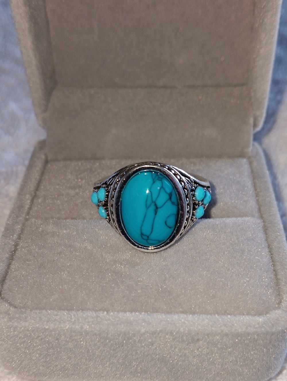 Traditional Style Silvertone Fashion Ring With Large Center Turquoise Stone